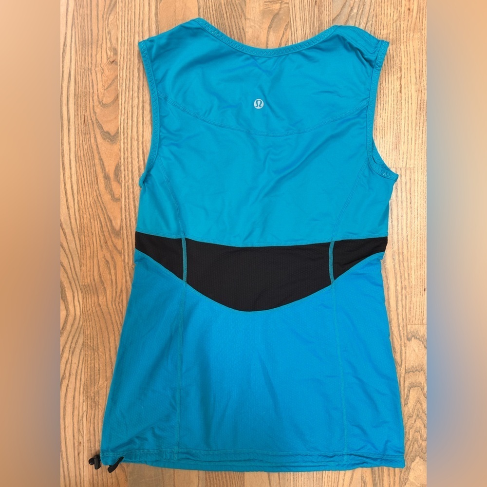 lululemon athletica Blue Tank Top - Picture 4 of 5